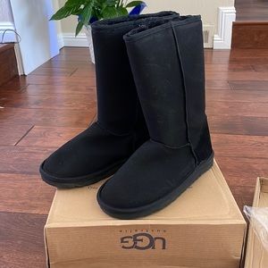 NEW Black Ugg Boots